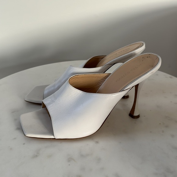 Magda Butrym white mules in a size 41 - Picture 3 of 5